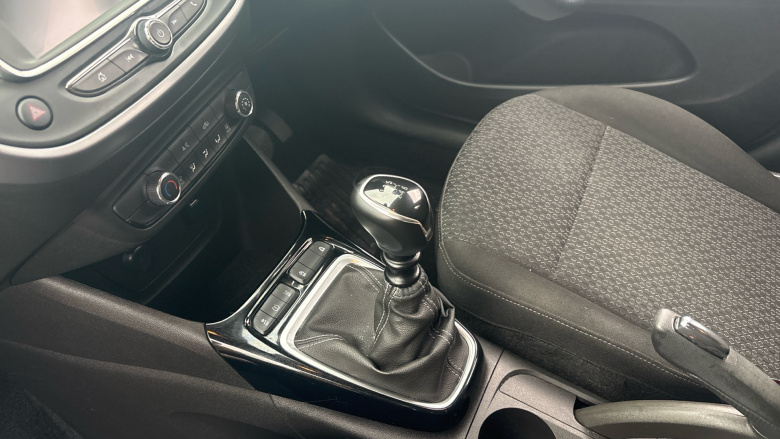 Vauxhall Crossland 1.2 Turbo Design 5dr Petrol Hatchback